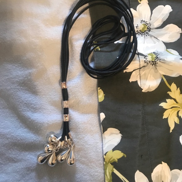 Robert Lee Morris SS & leather adjustable necklace - Picture 4 of 7